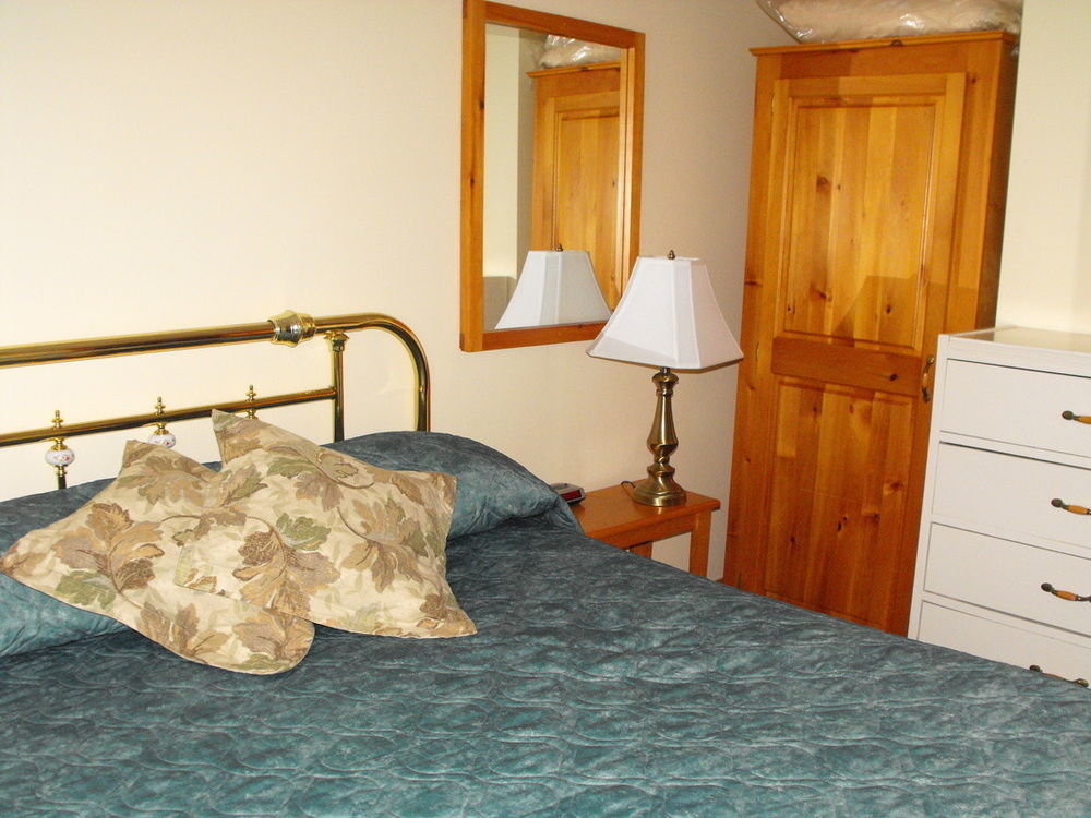 Dewar'S Inn And Cottages Prescott Kültér fotó